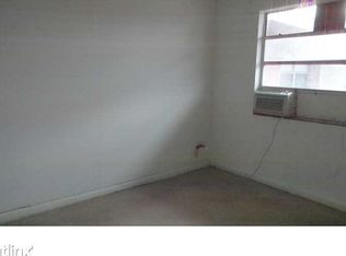 1700 Hayes St, Hollywood, FL 33020