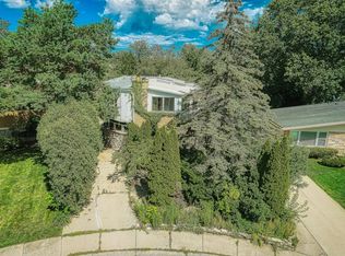 728 Laporte Ave, Wilmette, IL