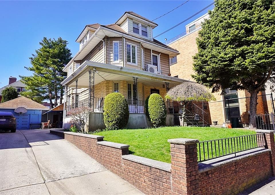 1st image of 1540 72nd St