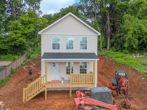 230 Henderson St, Dalton, GA 30721