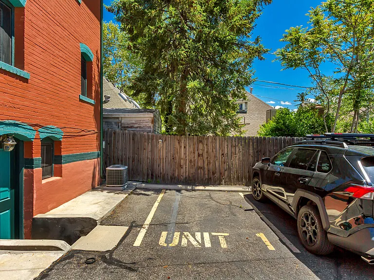 678 E 3rd Ave #1 — Photo 62