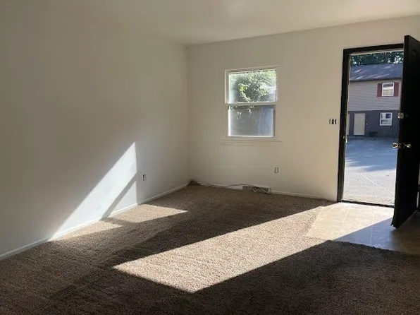 4167 W Ridge Rd #1, Erie, PA 16506