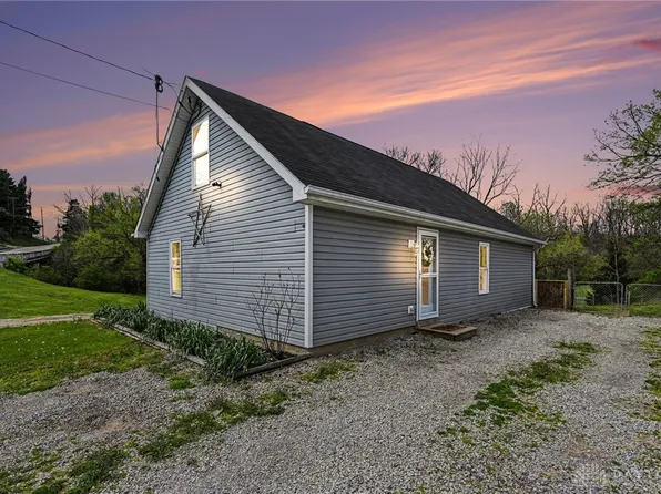 171 S 1st St, Clarksville, OH 45113