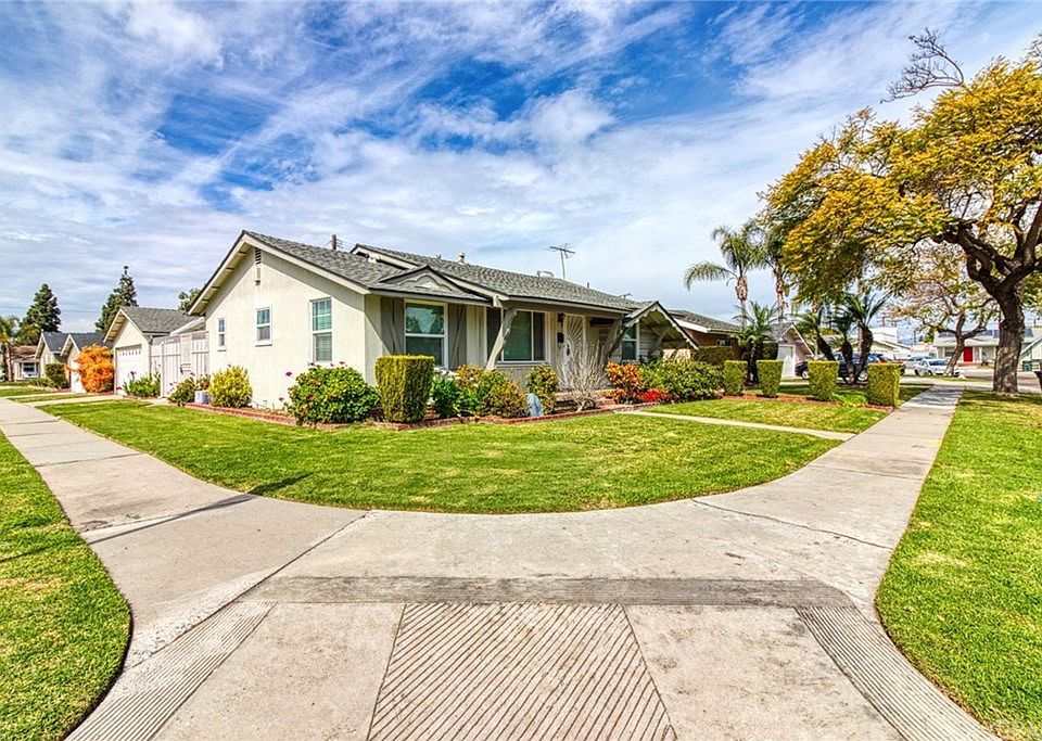 1st image of 21127 Pioneer Blvd
