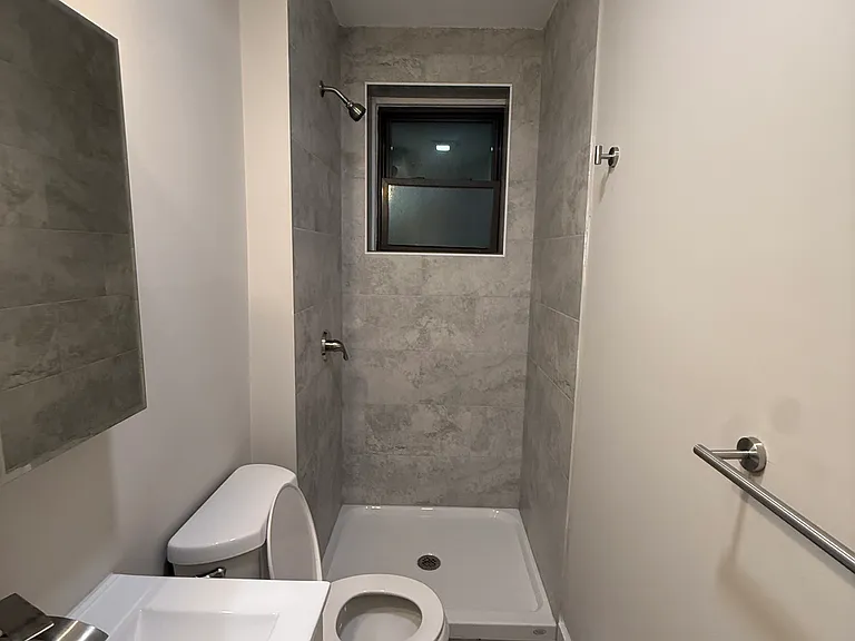 32 Walnut St #2 — Photo 14
