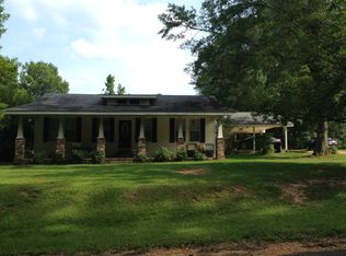 2056 Carruth Dr, Summit, MS 39666