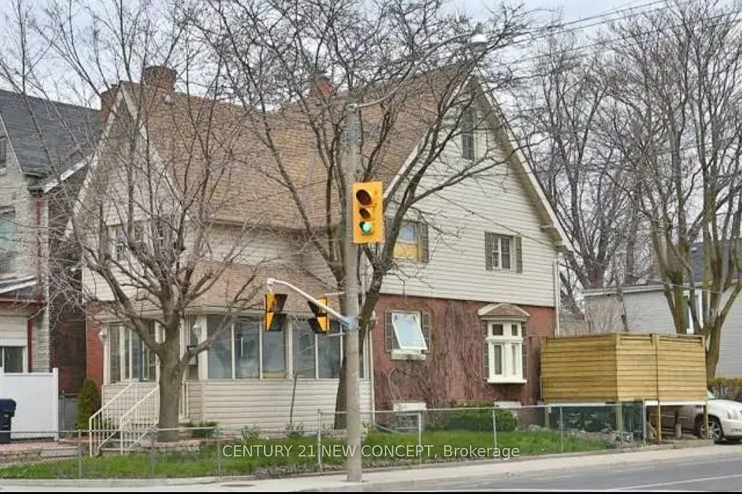 2 bed, $2,650 — Photo 2