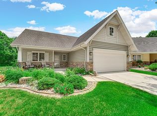 6481 Grosbeak Ct, Hobart, IN