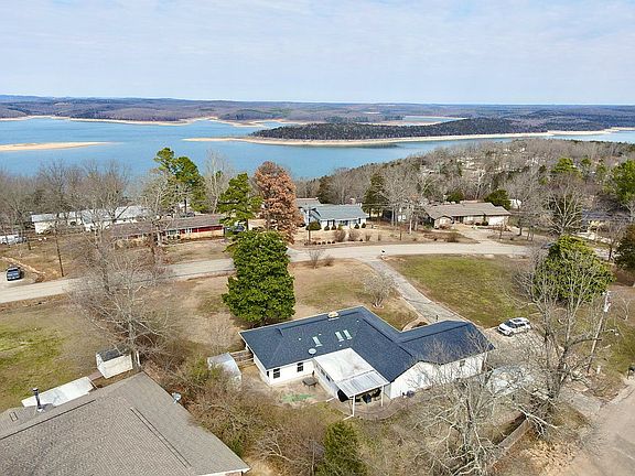 2nd image of 1549 Mallard Point Rd