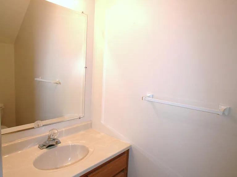 103 W Ivybridge Dr — Photo 17