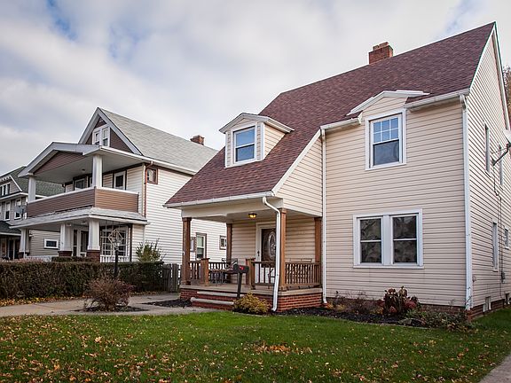 3rd image of 2093 Lincoln Ave