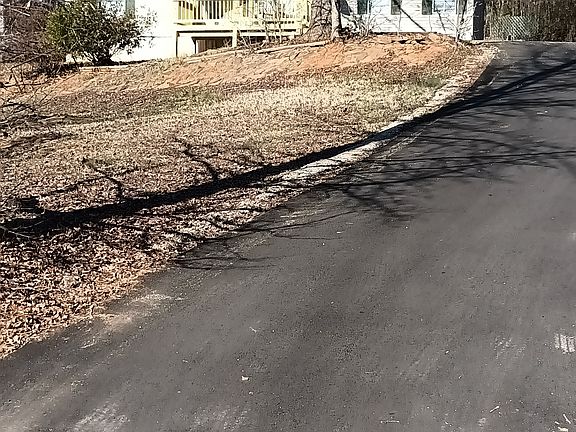 3rd image of 486 N Pond Fork Rd