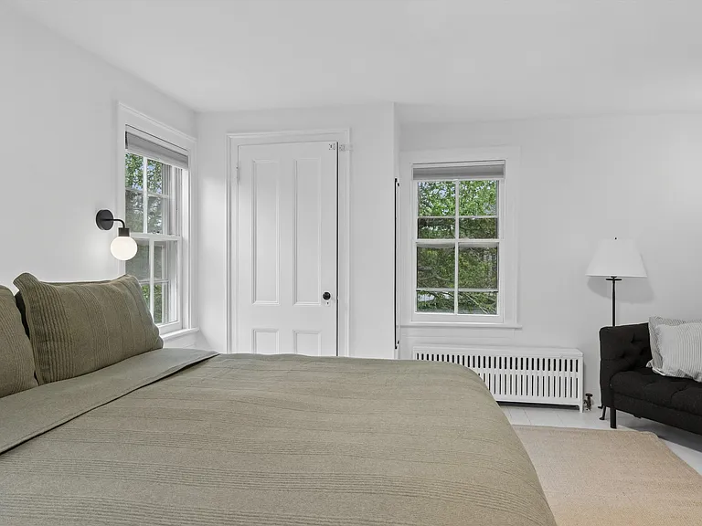 71 Hampton St — Photo 10