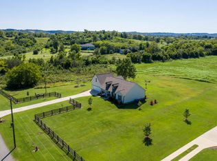 17 Lees Creek Rd, Fayetteville, TN 37334