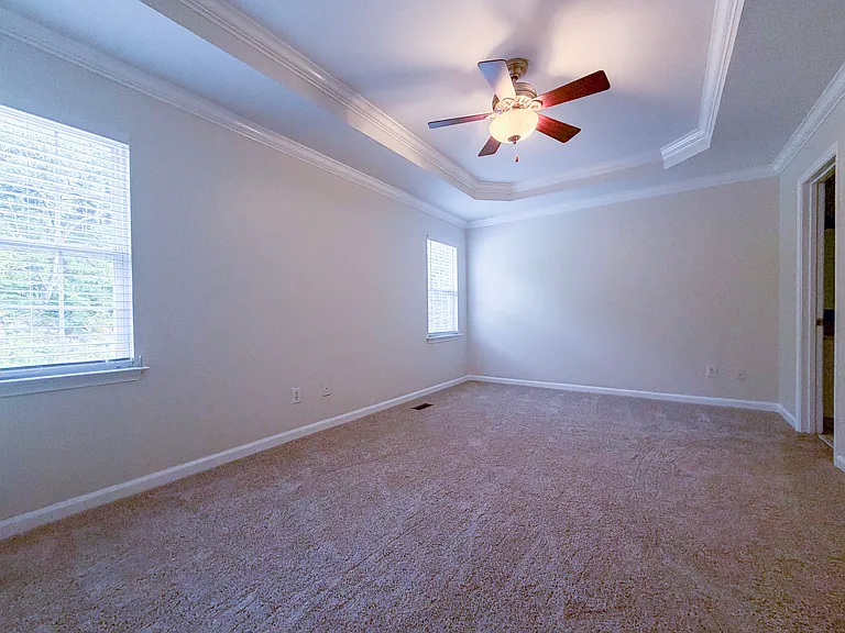 112 Sheffield Ct — Photo 14