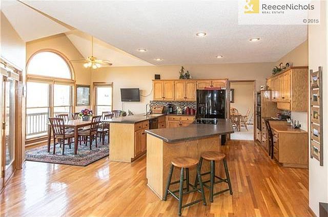 Beautiful Open Kitchen