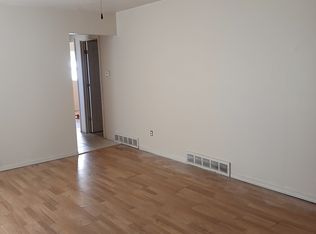 125 Calbreath Ct, Florissant, MO 63031
