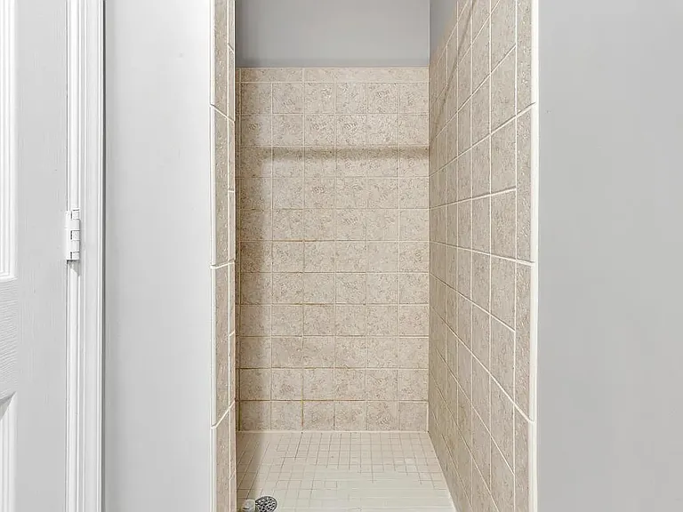827 S Curley St — Photo 13