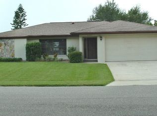 21263 Cottonwood Ave, Pt Charlotte, FL 33952