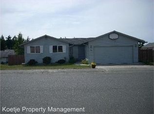 865 NW Prow St, Oak Harbor, WA 98277