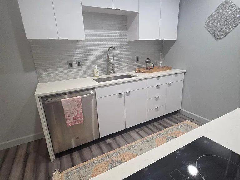 2250 Bering Dr — Photo 15
