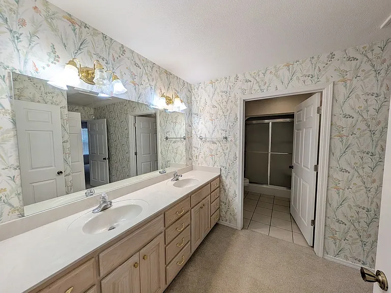 6947 E 46th Pl — Photo 7