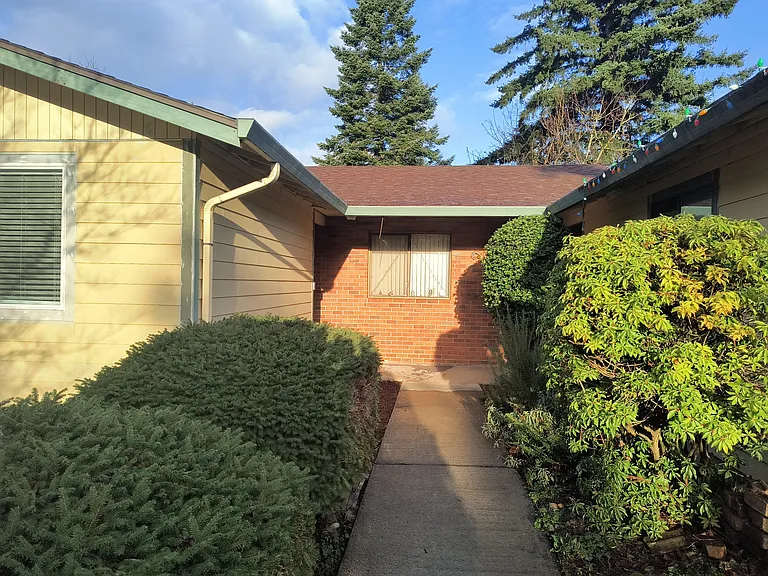 18333 NE Multnomah St — Photo 2