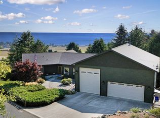 15606 Napa Ln, Brookings, OR