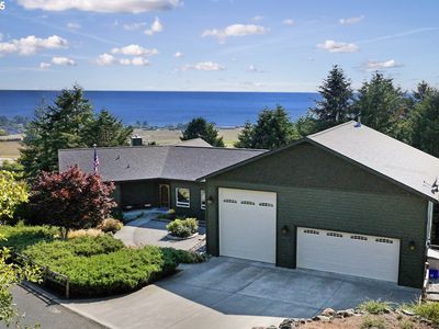 15606 Napa Ln, Brookings, OR, 97415