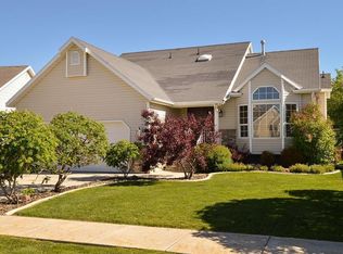872 W 4150 S, Riverdale, UT 84405