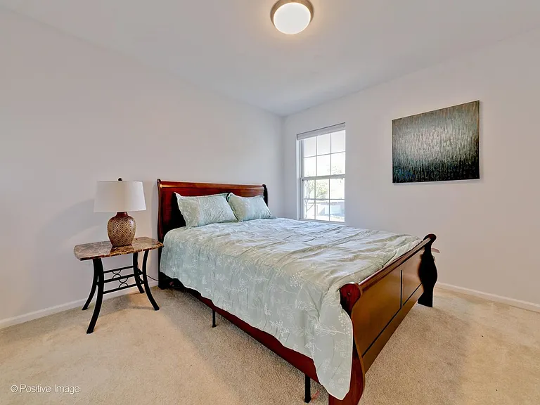121 Commons Ct — Photo 17
