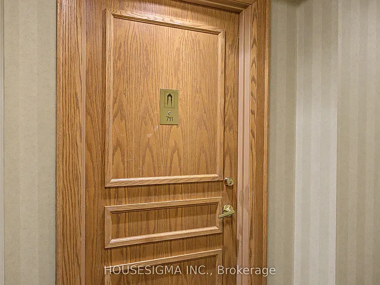 9 Northern Heights Dr #711 — Photo 3