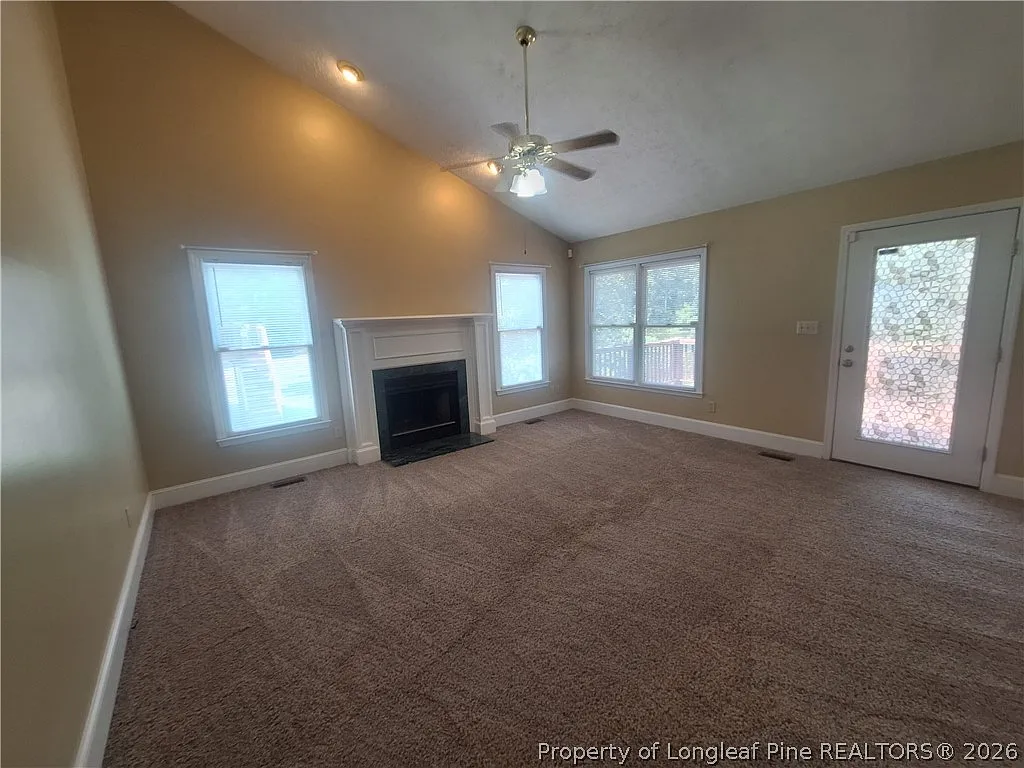 3 bed, 2.0 bath, 1682 sqft, $1,850 — Photo 3