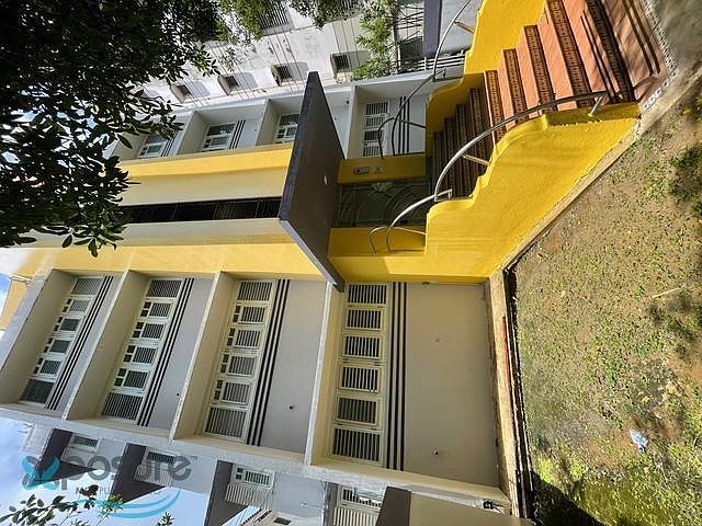 2nd image of 610 Calle Olimpo