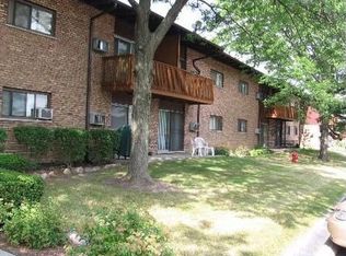 8000 Archer Ave #1-114, Willow Springs, IL 60480