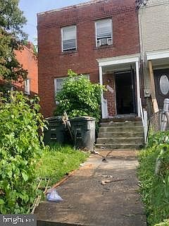 1st image of 4623 Hillside Rd SE