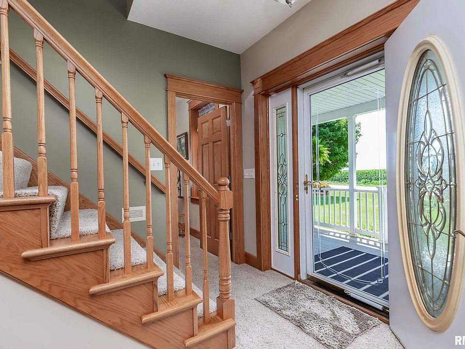 26450 Territorial Rd Le Claire IA Zillow