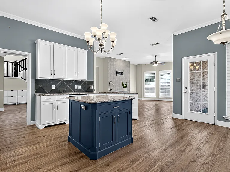 1331 Lighthouse Ln — Photo 8