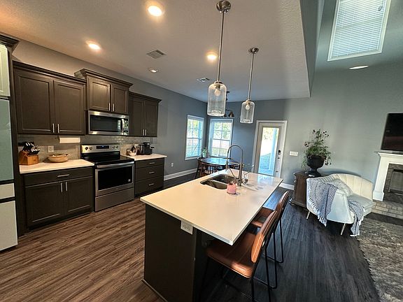 5th image of 92 Jaci Ln NE