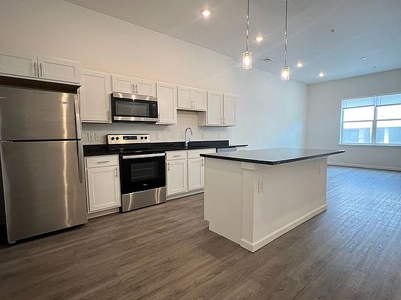 2nd image of 224 N Front St Unit 106