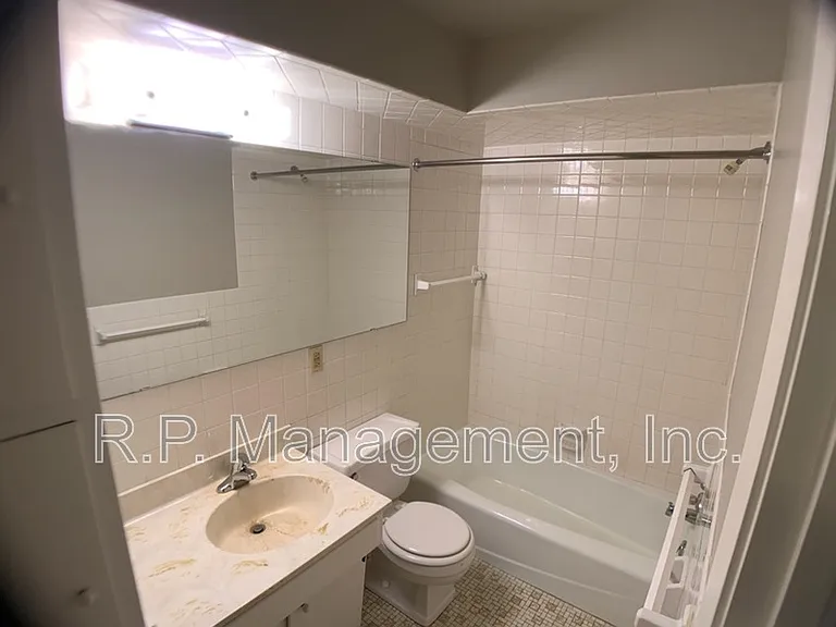 3405 Emerson Ave S #1 — Photo 8
