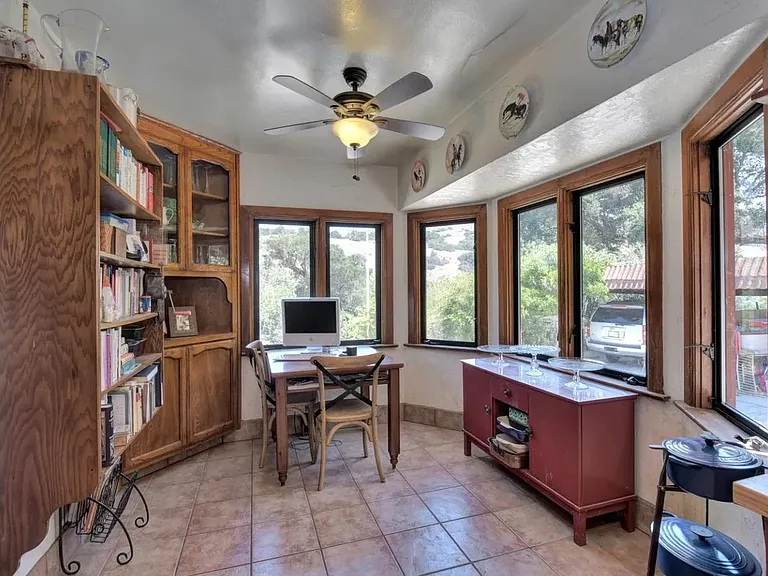20861 Almaden Rd #20861 — Photo 2