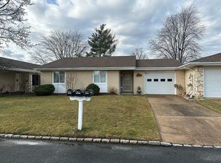 706B Croydon Rd, Monroe Township, NJ 08831