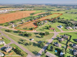 Neptune Dr, Clinton, OK 73601