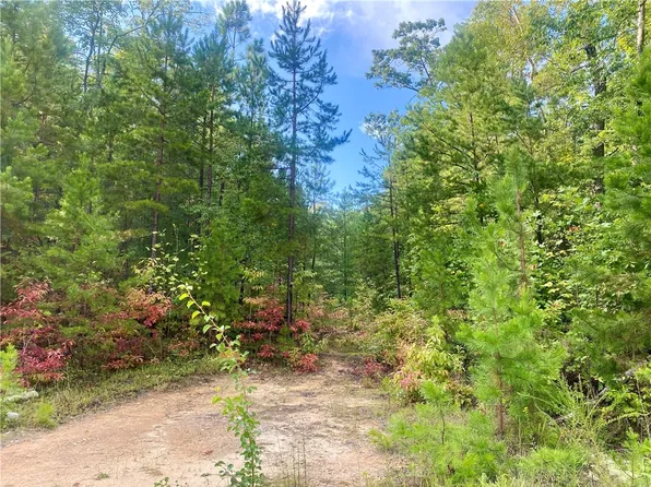 19 Falcons Lair West Dr, Walhalla, SC 29691