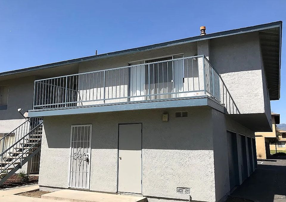 2nd image of 1208 Post St APT B