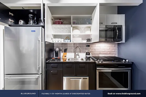 Rented by The Blueground | media 151