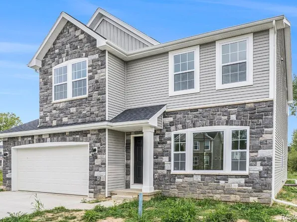 7333 River Rock Dr, Davison, MI 48423