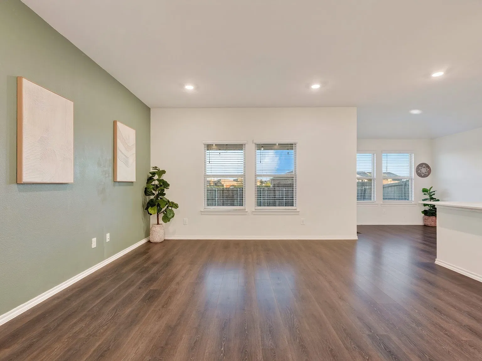 3 bed, 1450 sqft, $1,850 — Photo 4