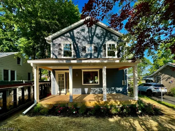 8 Outlook Ave, Mount Olive Twp., NJ 07828